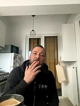 Snapshot of DavidMaros chatting on October 14, 5:52 am DavidMaros online show from October 14, 5:52 am