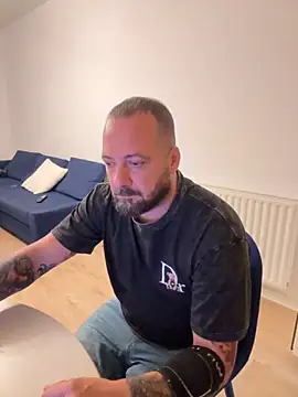 Snapshot of DavidMaros chatting on September 14, 5:30 am DavidMaros online show from September 14, 5:30 am