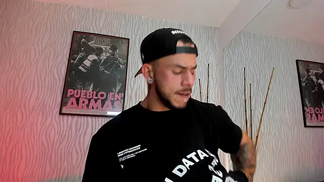 dylan jacobx online show from February 26, 11:05 pm