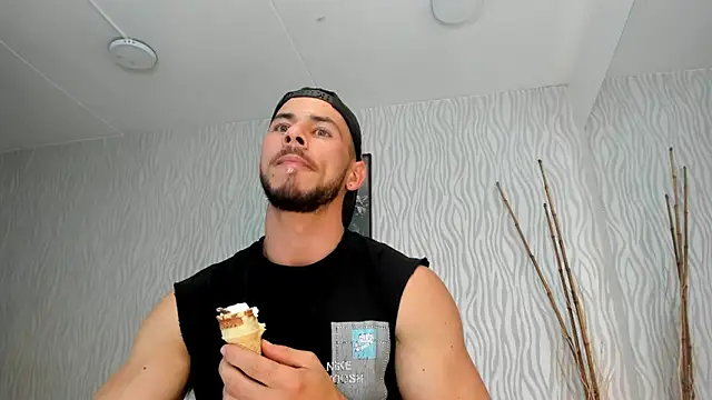 dylan jacobx online show from February 17, 8:17 pm