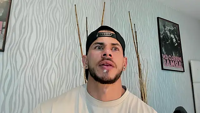 dylan jacobx online show from May 14, 10:40 pm