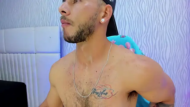 dylan jacobx online show from December 18, 3:44 am