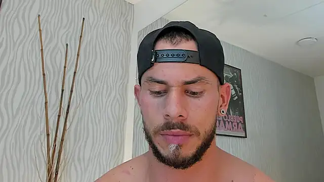 dylan jacobx online show from July 16, 7:33 pm