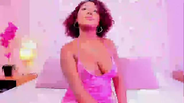 Emmadancer online show from November 12, 7:40 pm