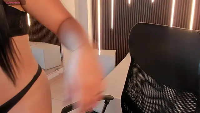 sofiacaramel online show from November 20, 2:29 pm