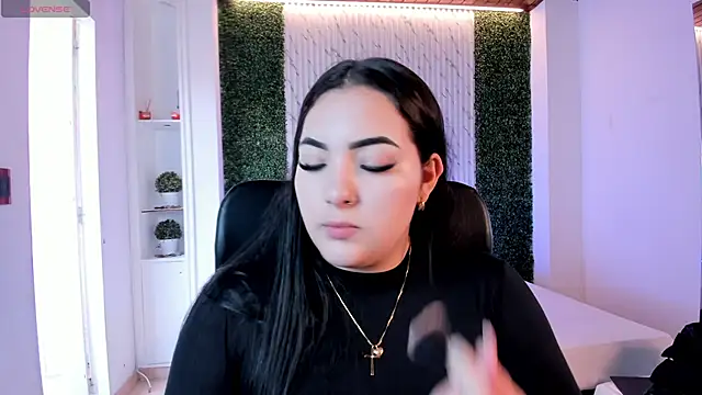 Snapshot of sofiacaramel chatting on February 17, 2:03 pm sofiacaramel online show from February 17, 2:03 pm