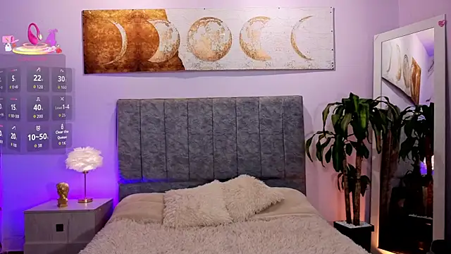 antonellastar24  online show from April 7, 7:59 pm