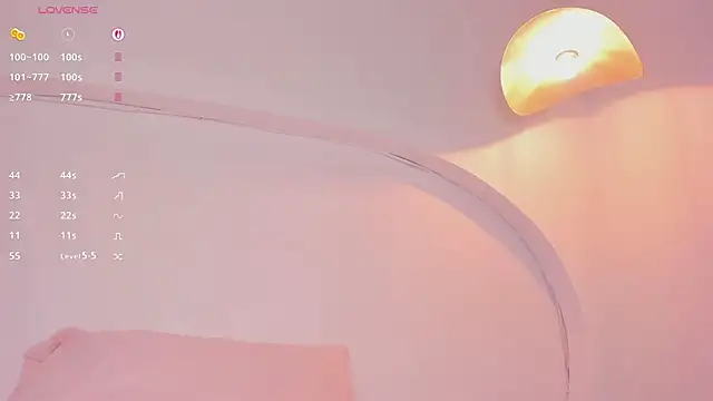 Snapshot of sweetluu_ chatting on November 29, 8:20 pm sweetluu online show from November 29, 8:20 pm