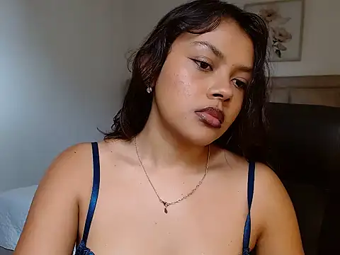 Snapshot of Mariannexoxx chatting on November 18, 7:39 pm Mariannexoxx online show from November 18, 7:39 pm