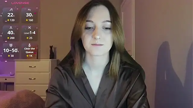 white liillyy online show from April 16, 9:39 pm