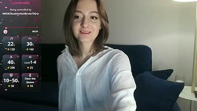 white liillyy online show from February 28, 1:38 am