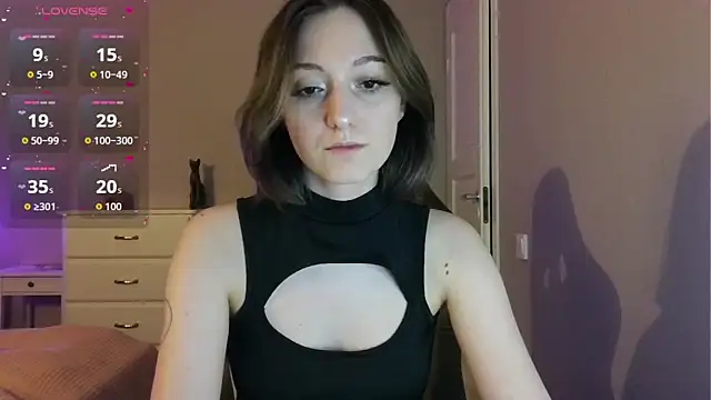 white liillyy online show from May 20, 8:17 pm