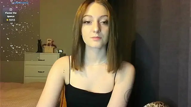 white liillyy online show from January 11, 9:11 pm