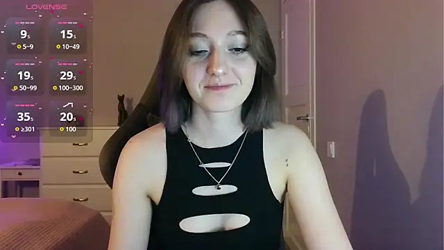 white liillyy online show from May 13, 9:22 pm