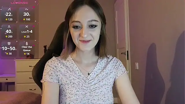 Snapshot of white_liillyy chatting on June 20, 9:20 pm white liillyy online show from June 20, 9:20 pm