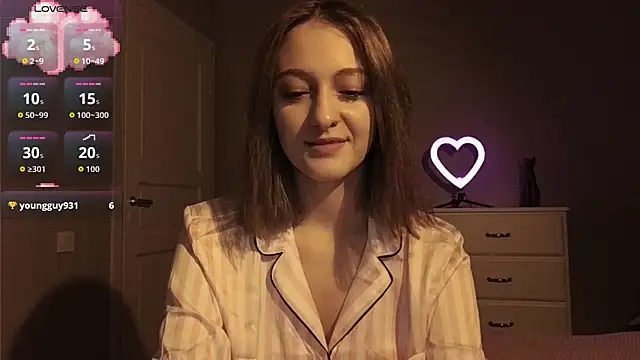 Snapshot of white_liillyy chatting on November 10, 9:42 pm white liillyy online show from November 10, 9:42 pm