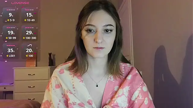 white liillyy online show from April 22, 8:26 pm