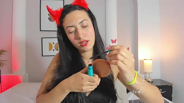 victoria flores1 online show from October 30, 11:01 pm