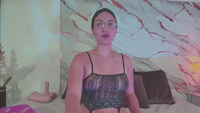 victoria flores1 online show from February 19, 9:56 pm