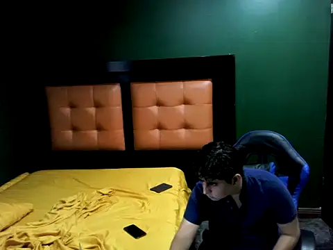 Snapshot of Thiagoforyou chatting on October 25, 1:27 am Thiagoforyou online show from October 25, 1:27 am