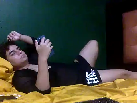 Snapshot of Thiagoforyou chatting on October 16, 5:38 am Thiagoforyou online show from October 16, 5:38 am