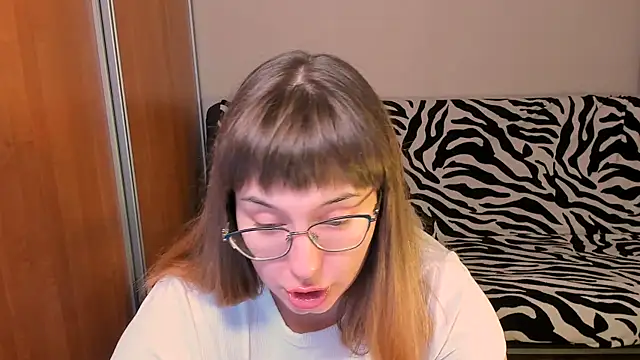 Snapshot of just_fucked777 chatting on February 6, 9:44 pm just fucked777 online show from February 6, 9:44 pm