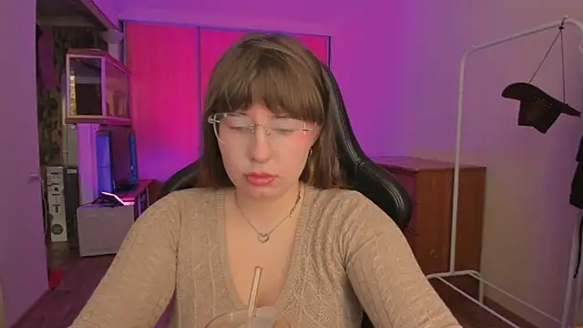 just fucked777 online show from May 5, 7:44 am