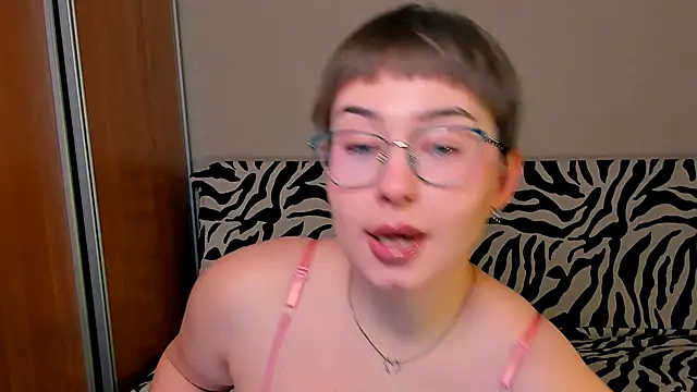 Snapshot of just_fucked777 chatting on January 7, 7:30 pm just fucked777 online show from January 7, 7:30 pm