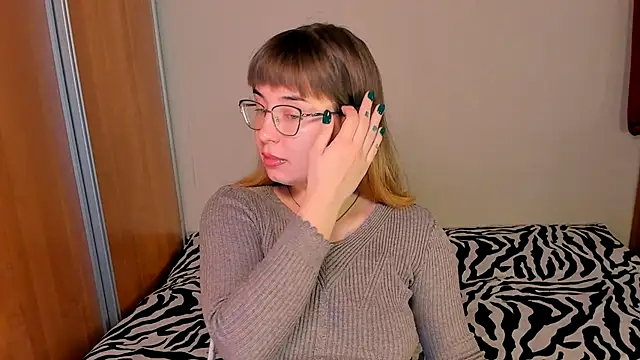 Snapshot of just_fucked777 chatting on November 8, 7:12 am just fucked777 online show from November 8, 7:12 am