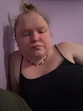 KadiSparkle online show from November 3, 3:56 am