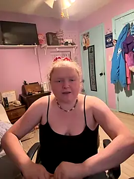 KadiSparkle online show from November 4, 1:42 am