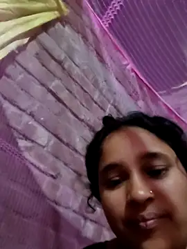Snapshot of InsuredBotfly chatting on October 12, 7:04 pm InsuredBotfly online show from October 12, 7:04 pm