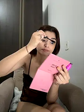 MarianaNinfa online show from October 18, 2:13 am