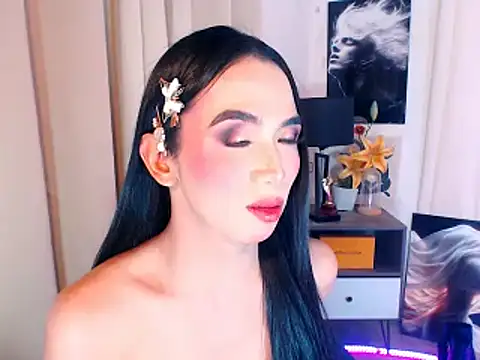 Snapshot of Jane_Bilbeisi chatting on December 15, 12:22 pm Jane Bilbeisi online show from December 15, 12:22 pm