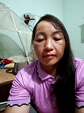 Snapshot of Exembin chatting on October 9, 12:06 pm Exembin online show from October 9, 12:06 pm