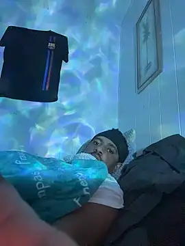 tyrek5051 online show from November 17, 5:33 am