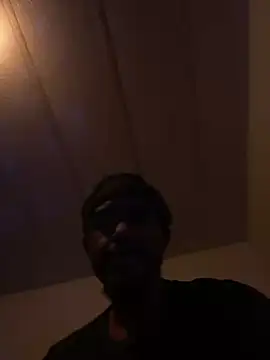 tyrek5051 online show from November 30, 5:03 pm