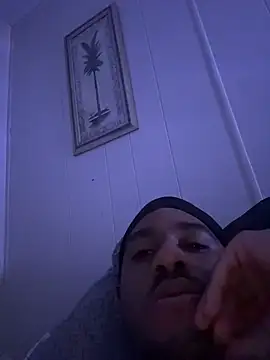 tyrek5051 online show from November 9, 5:28 pm