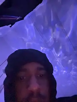 tyrek5051 online show from November 11, 7:36 am