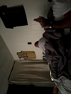 tyrek5051 online show from November 3, 4:10 pm