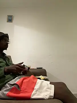 Snapshot of AllDayBbC chatting on December 21, 7:48 pm AllDayBbC online show from December 21, 7:48 pm