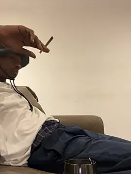 Snapshot of AllDayBbC chatting on January 10, 7:31 pm AllDayBbC online show from January 10, 7:31 pm