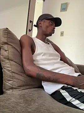 Snapshot of AllDayBbC chatting on March 9, 11:58 am AllDayBbC online show from March 9, 11:58 am