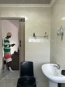 Snapshot of AllDayBbC chatting on February 19, 8:22 am AllDayBbC online show from February 19, 8:22 am