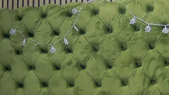 LunaHart online show from January 15, 1:47 pm