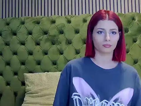 LunaHart online show from February 17, 7:27 am