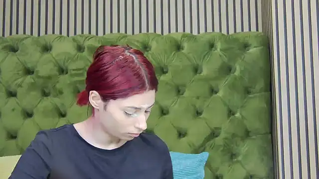 LunaHart online show from February 21, 9:55 am