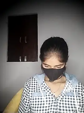 Snapshot of Sexey-Puja chatting on October 23, 2:21 am Sexey-Puja online show from October 23, 2:21 am