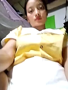 Snapshot of tdtd98 chatting on September 28, 5:03 am tdtd98 online show from September 28, 5:03 am