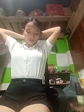 Snapshot of tdtd98 chatting on October 2, 4:05 am tdtd98 online show from October 2, 4:05 am